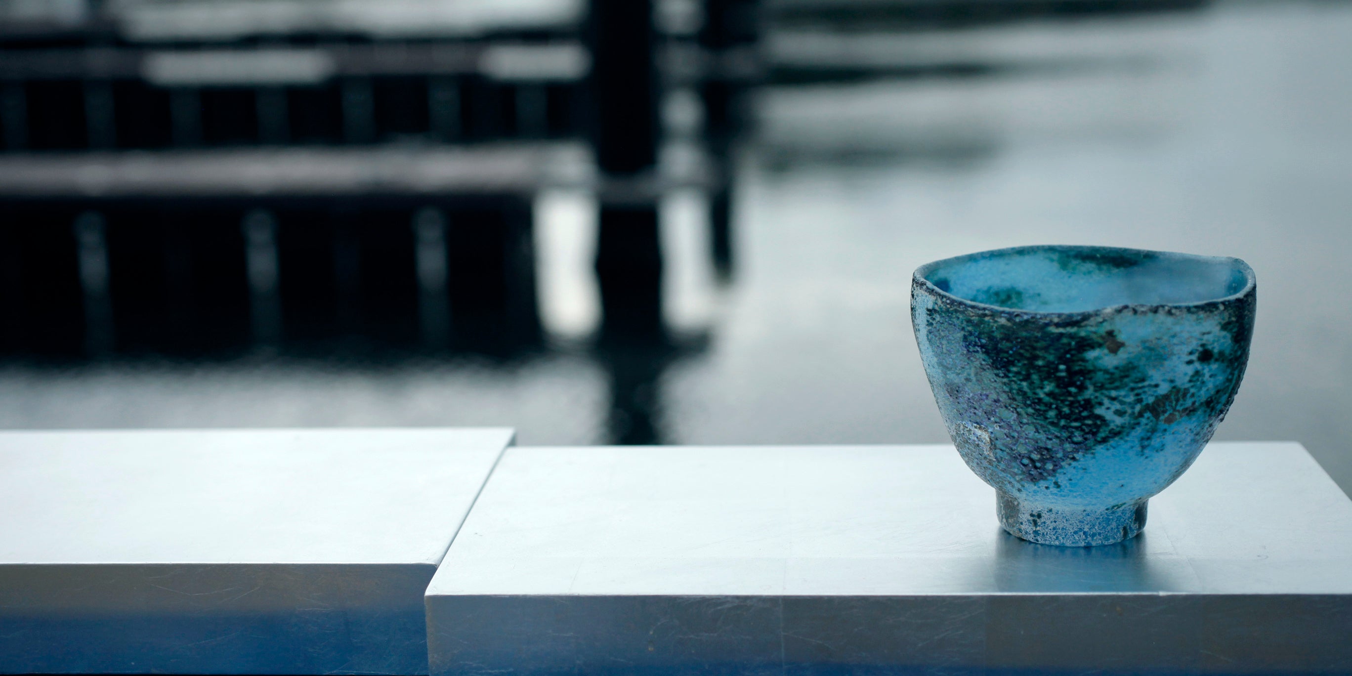 9月展示速報｜辻野剛&fresco 硝子茶碗・花器創作個展「そよの海を