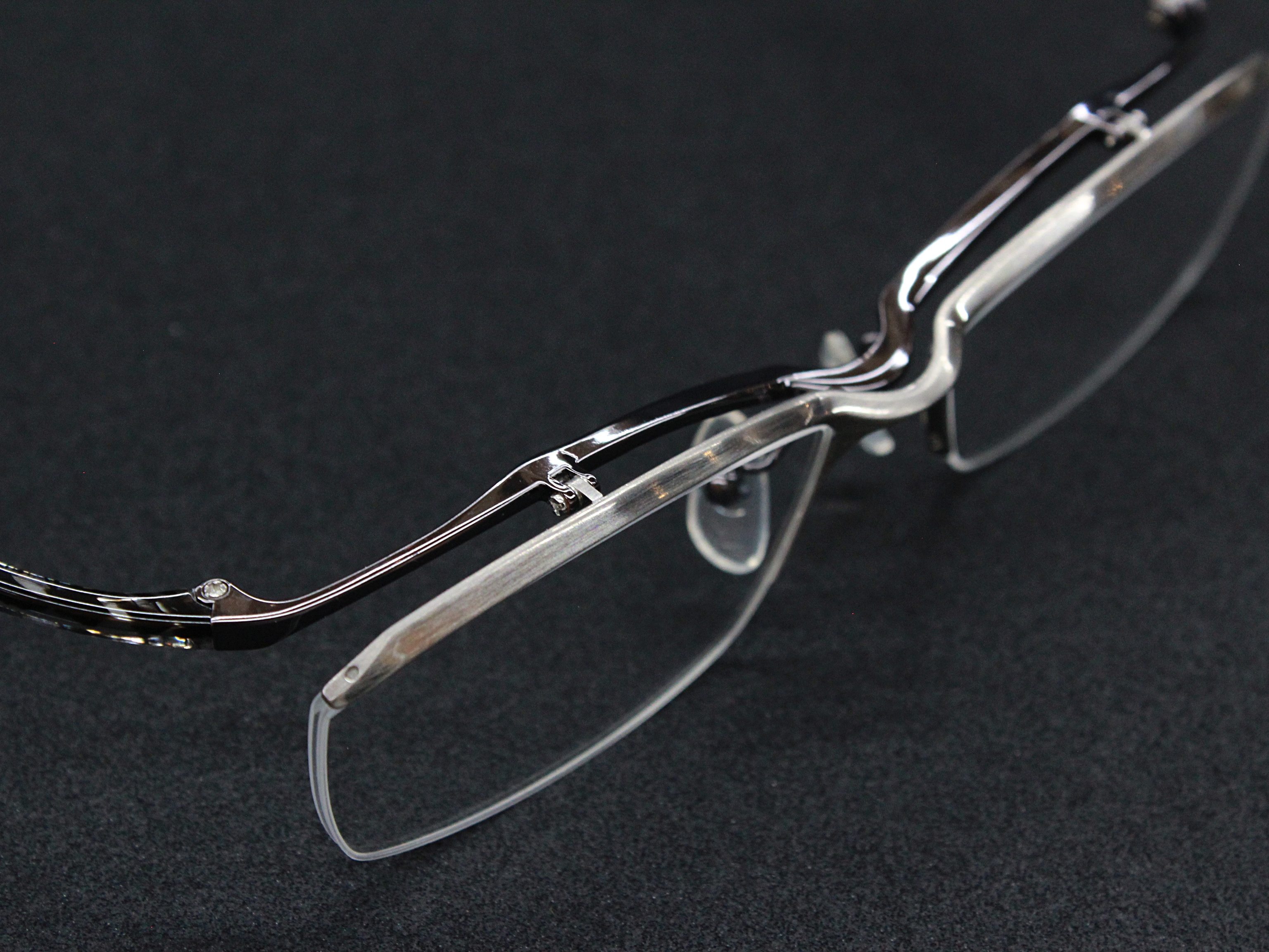 JAPONISM】 JN-643 カッコいい“跳ね上げメガネ” | メガネ工房AZ ブログ