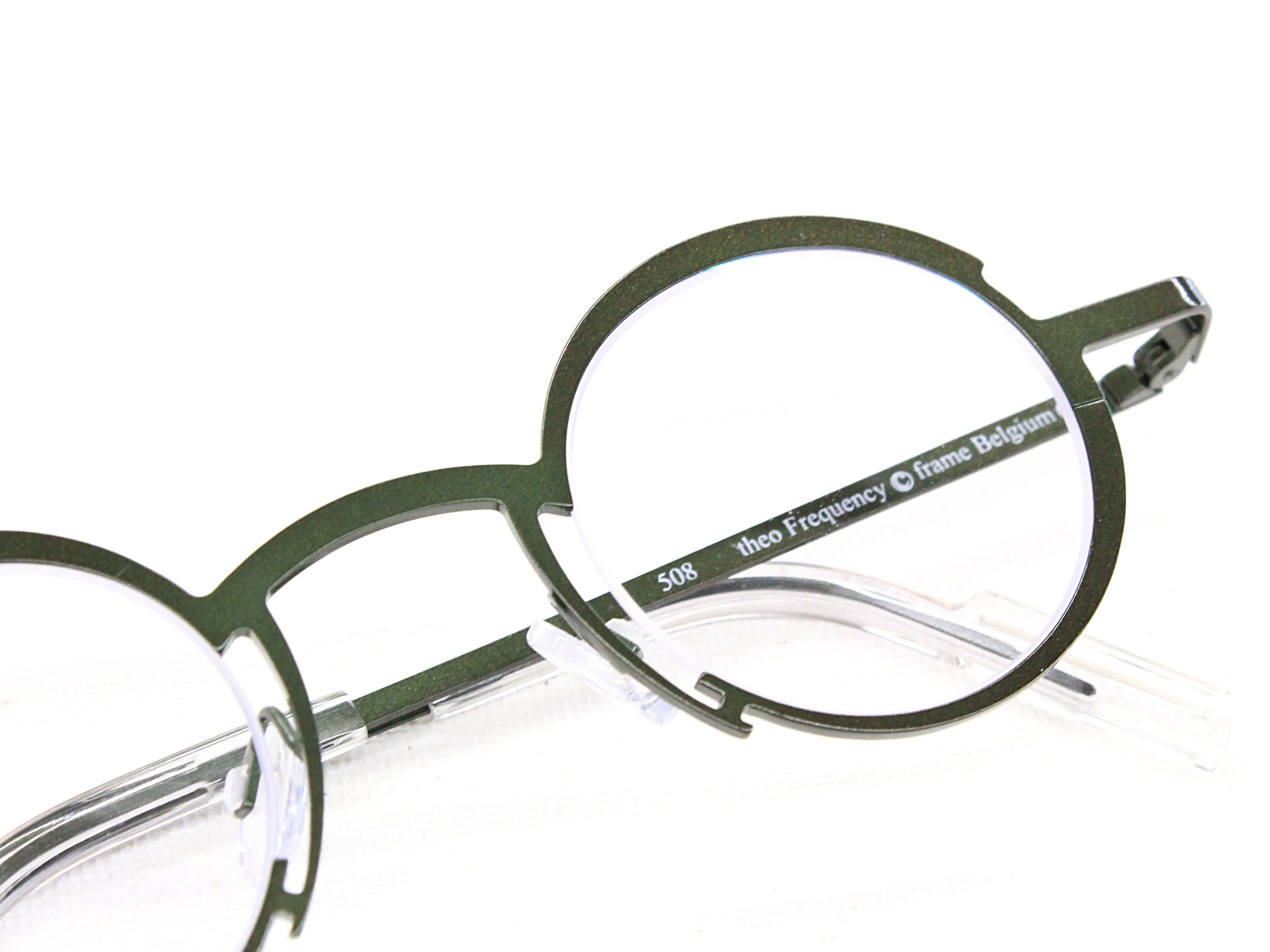 theo】＜Frequency＞周波数をデザインしたメガネ | メガネ工房AZ ブログ