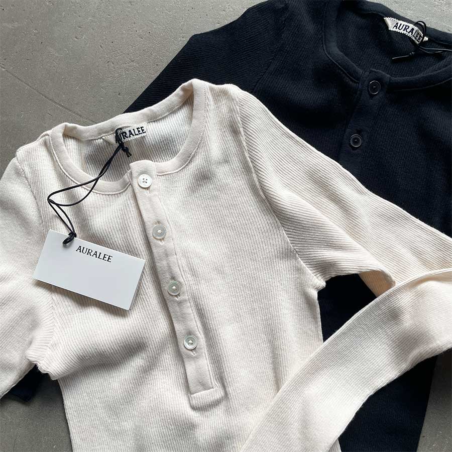 AURALEE】 ORGANIC SOFT RIB HENLY NECK P/O – ONENESS ONLINE STORE