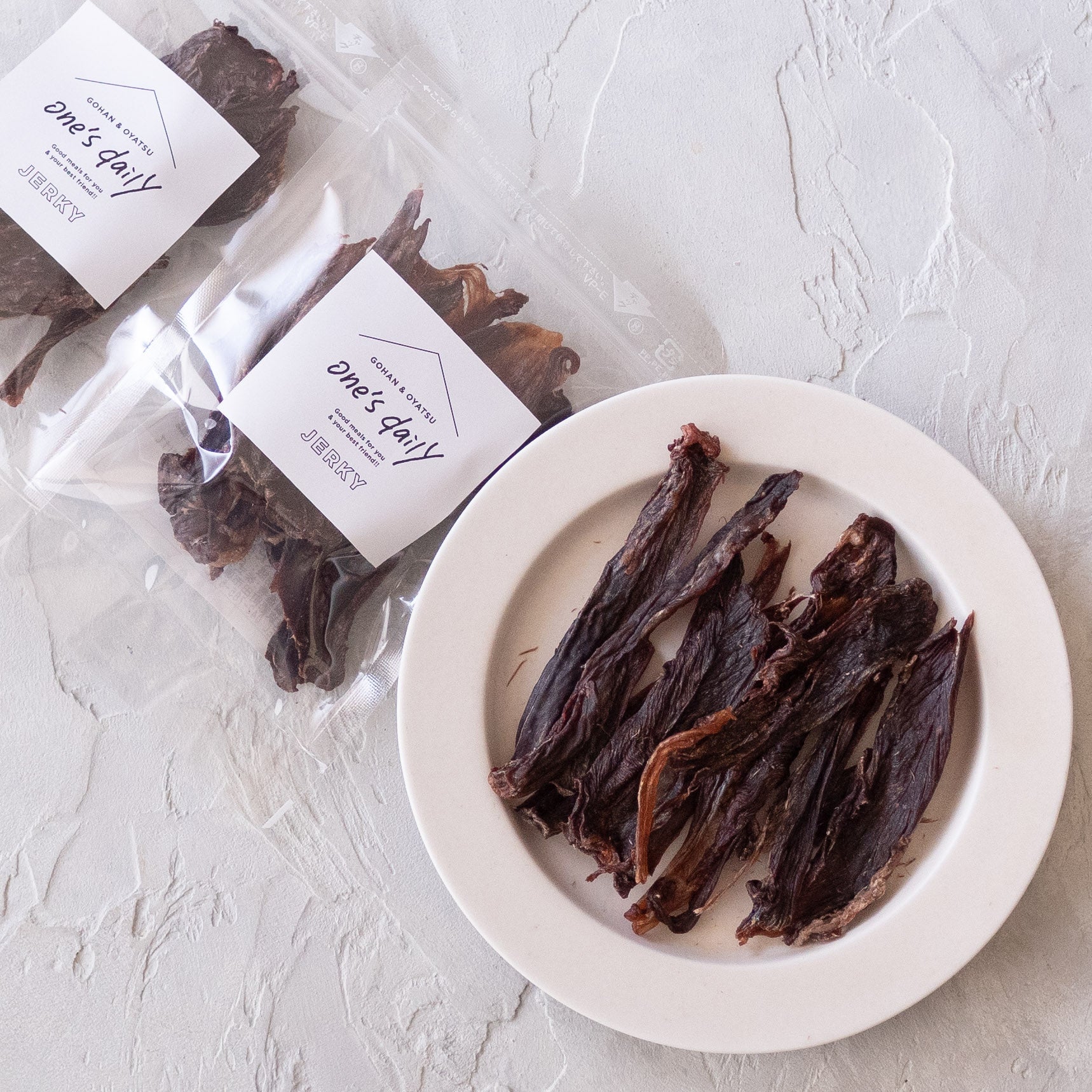 驚異の食いつき！北海道産エゾ鹿の鹿肉ジャーキー（ワンコ専用