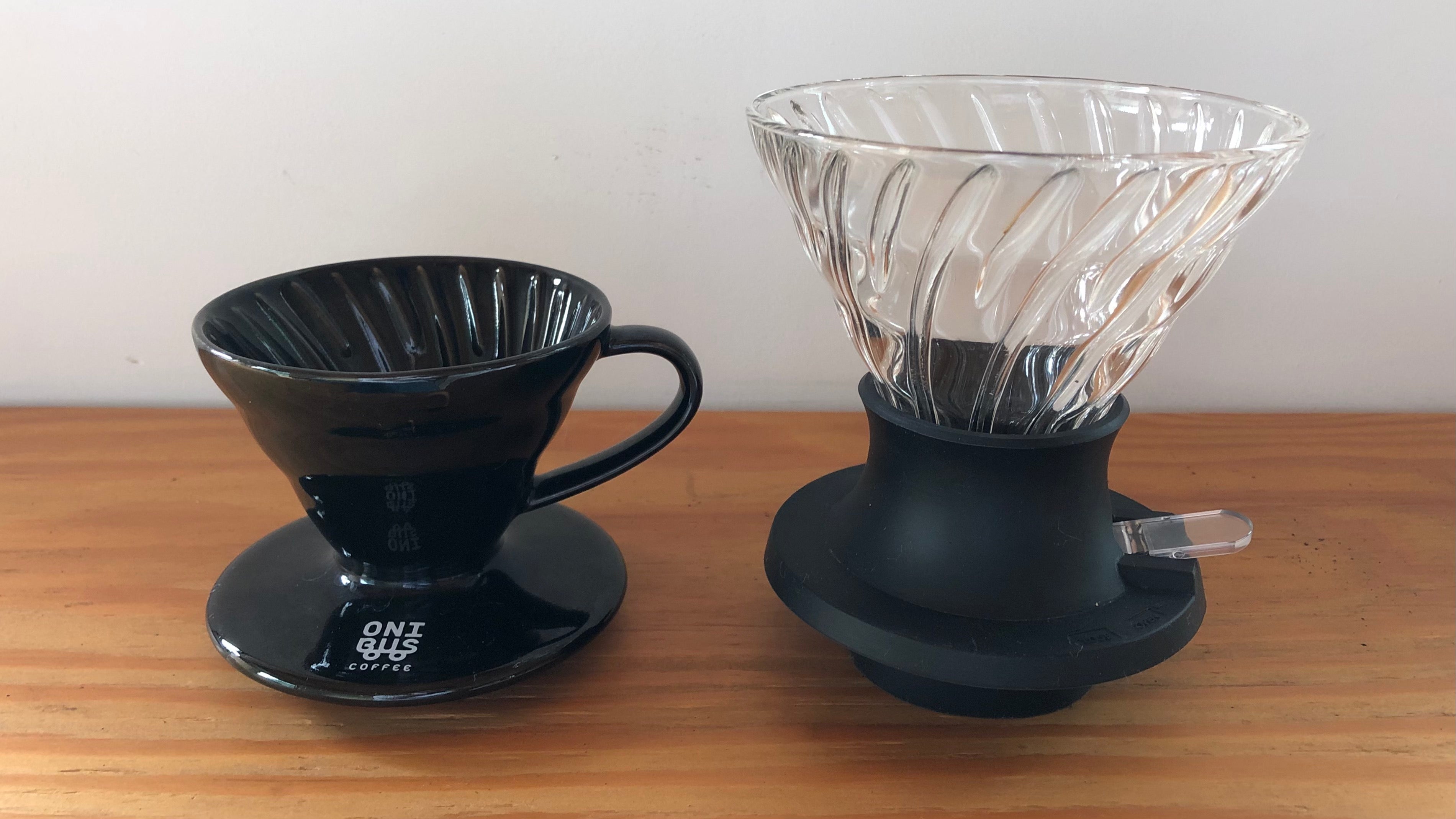HARIO」コーヒードリッパーを比較！～透過式「V60」と浸漬式「Switch