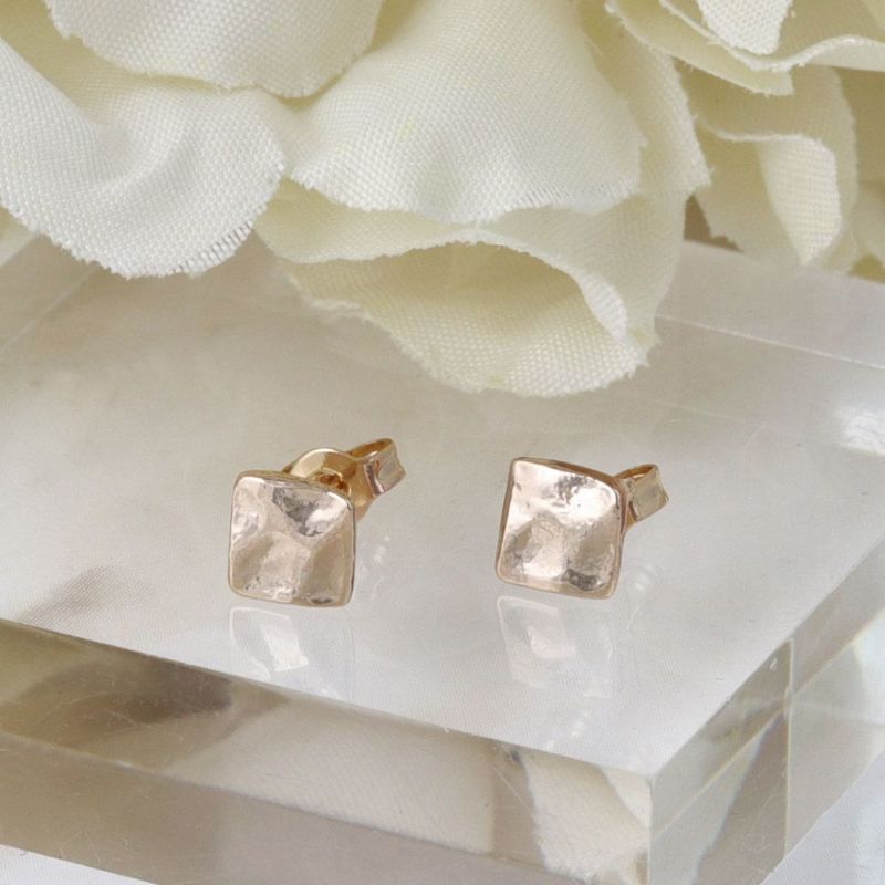 ピアス スクエア ハンマーワーク K18ピンクゴールドポスト スタッド