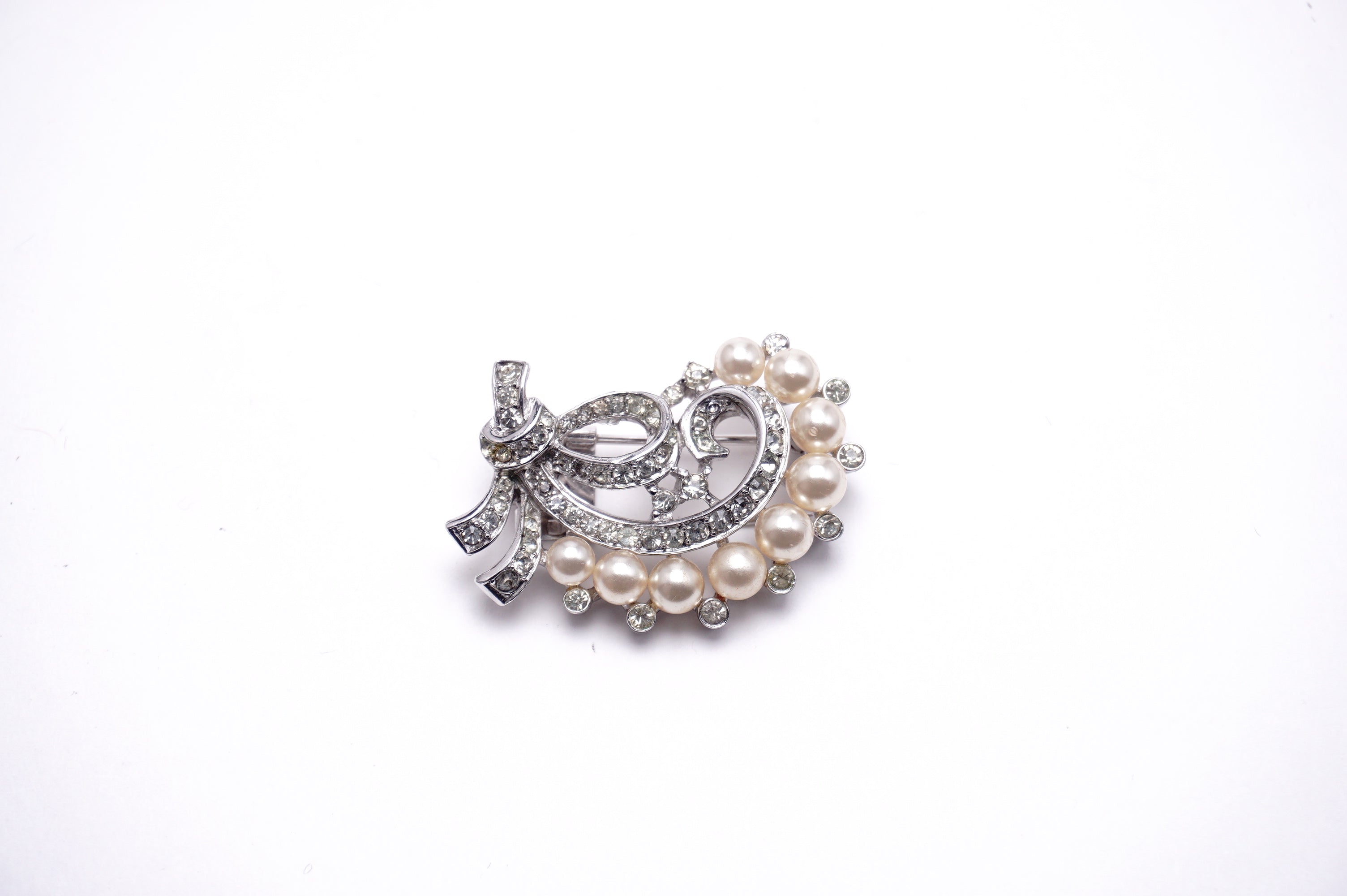 Trifari（トリファリ）クリップブローチ ／ヴィンテージ・コスチューム