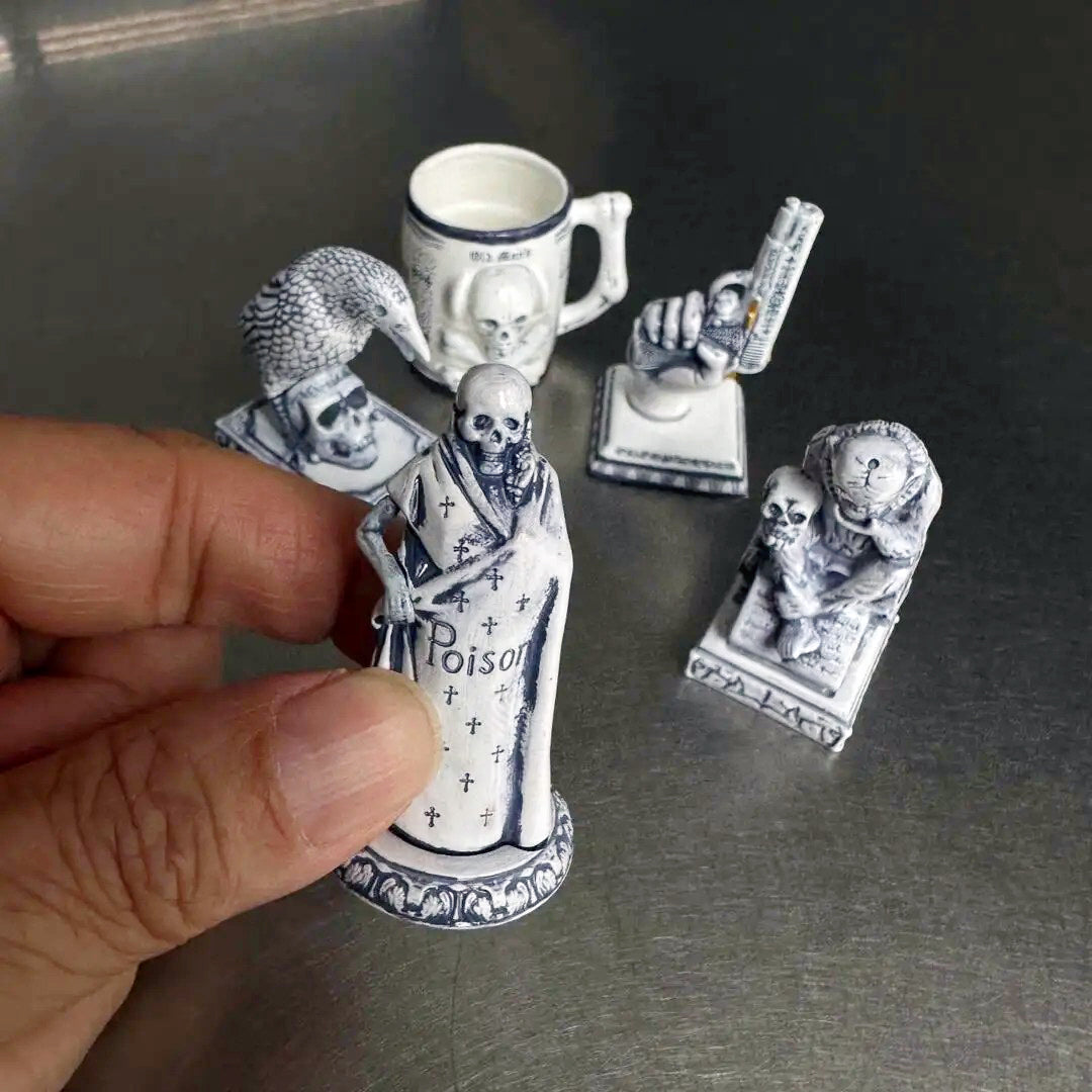 NEIGHBORHOOD INCENSE CHAMBER MINIATURE COLLECTION GASHAPON – cotwohk