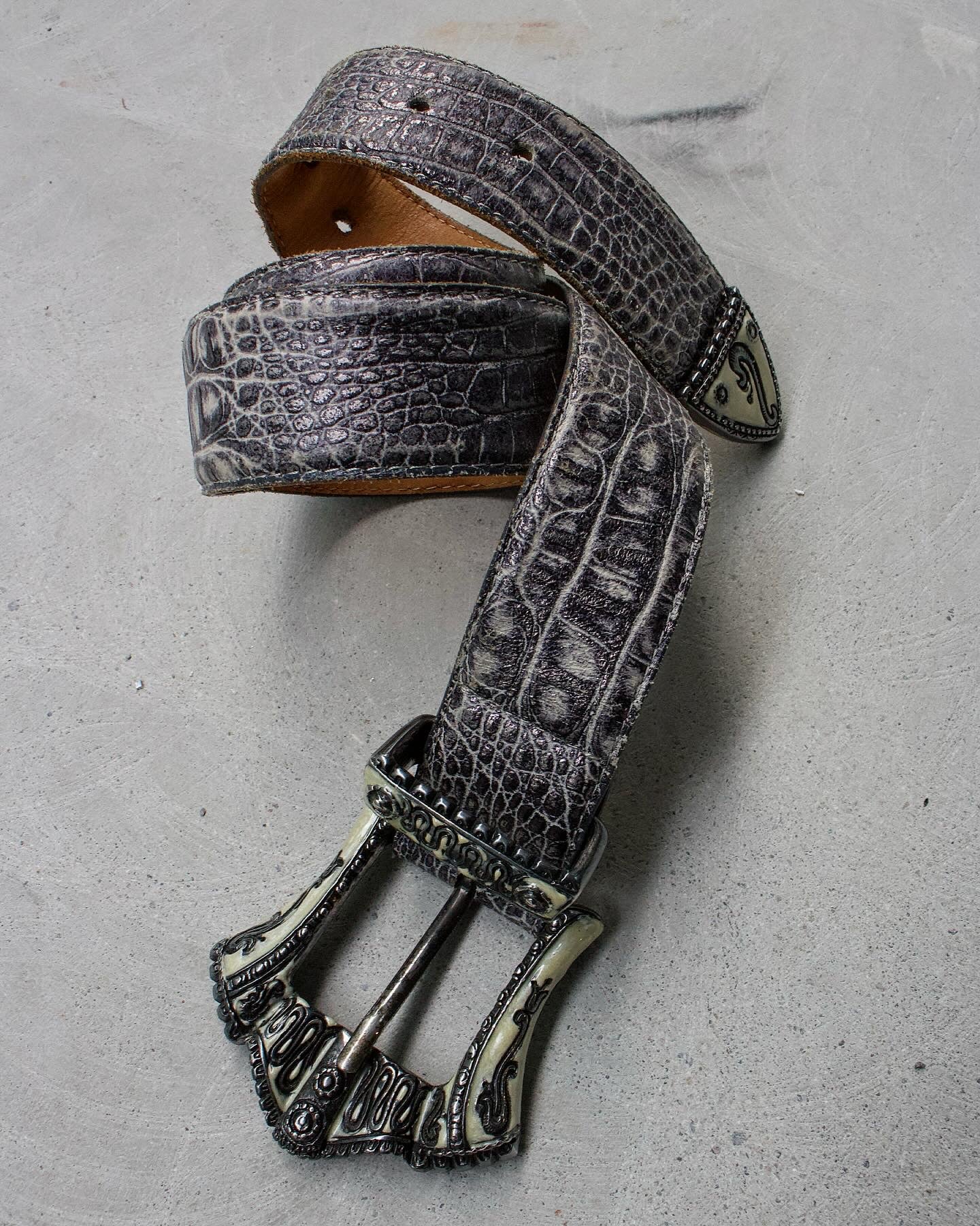 Tornado Mart Early 00s Western Buckle Grey Snakeskin Leather Belt