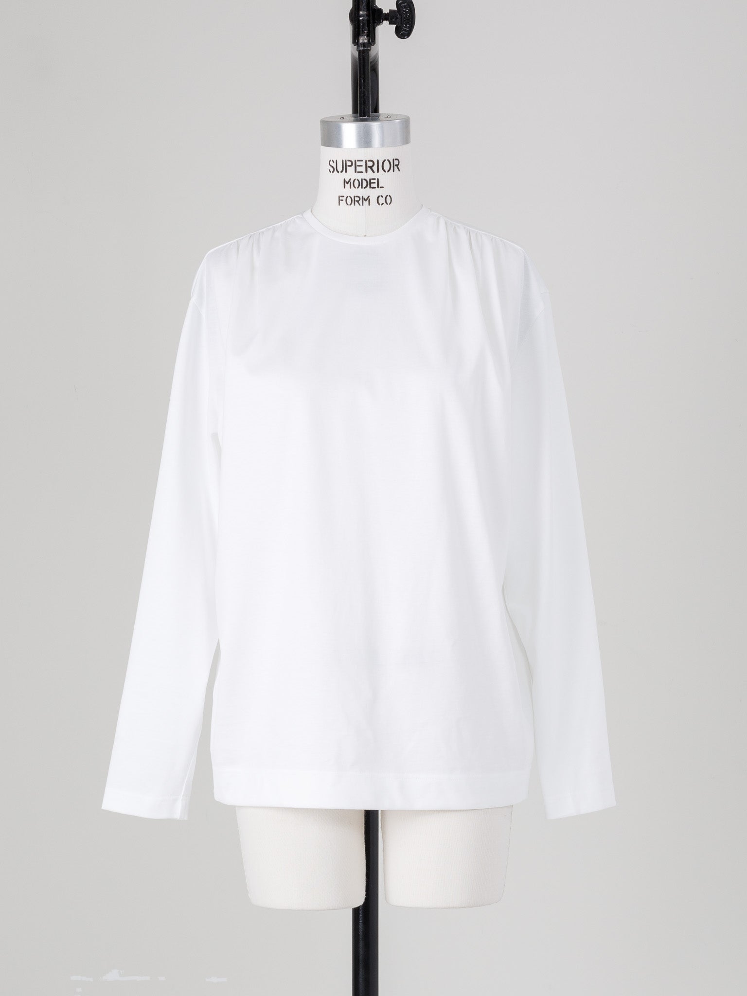 first class long sleeve T shirt deres special edition (white