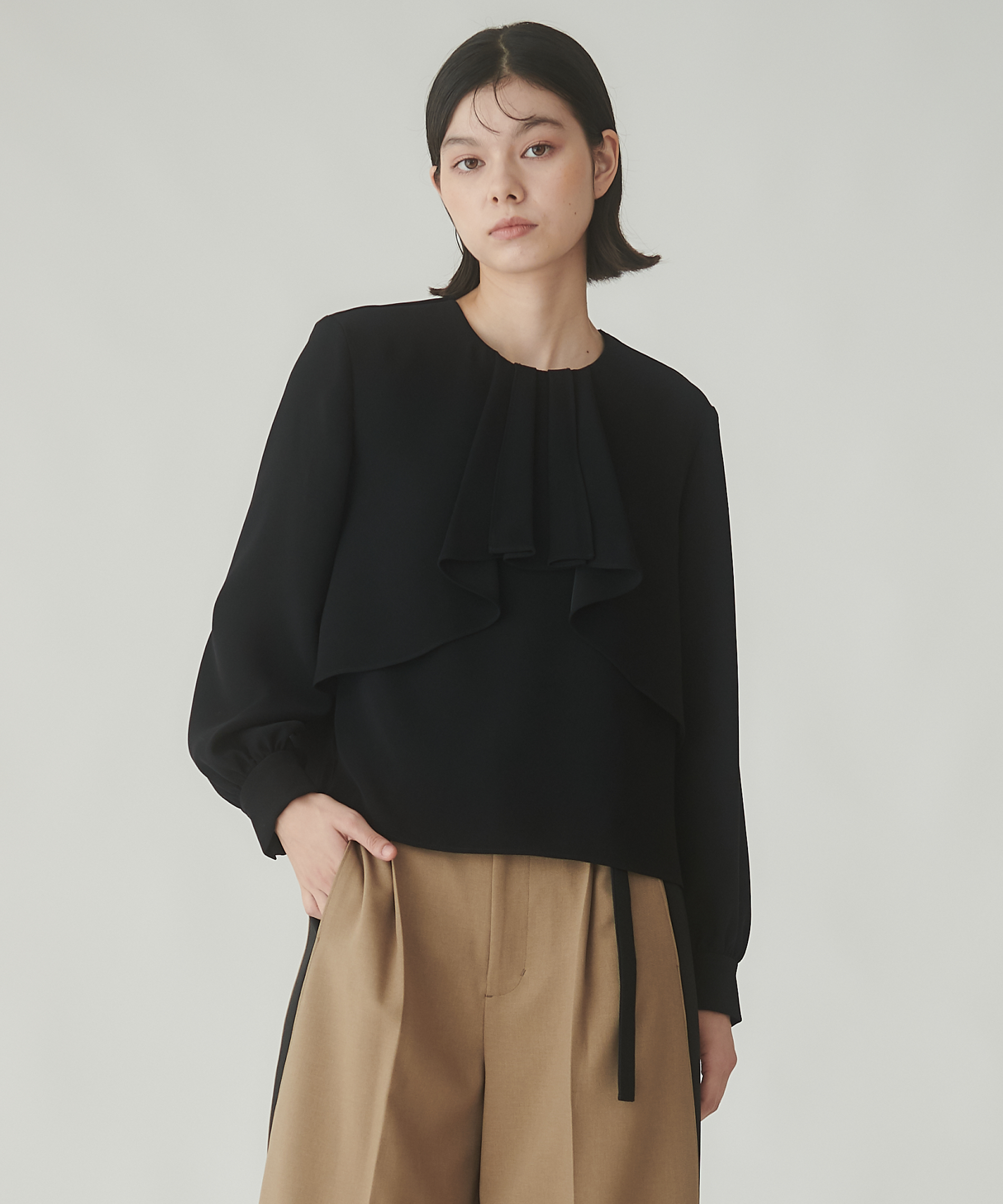 クラシカルフリルブラウス – FACE SANS FARD