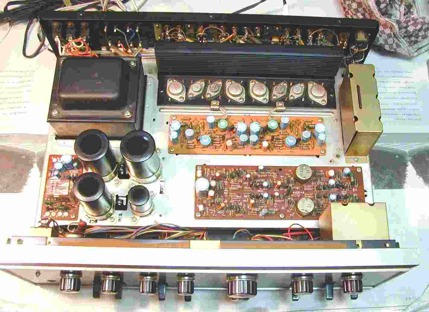 Sansui AU-7500