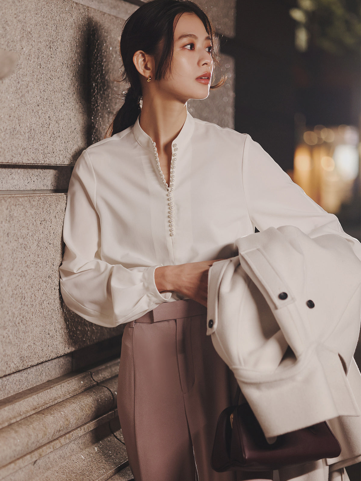 パールトリムブラウス