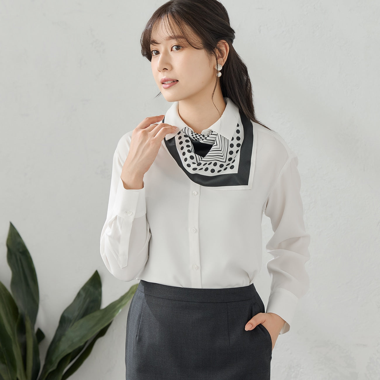 Collared Blouse with Scarf - White [A37_HB225MT13] | AOKI GLOBAL