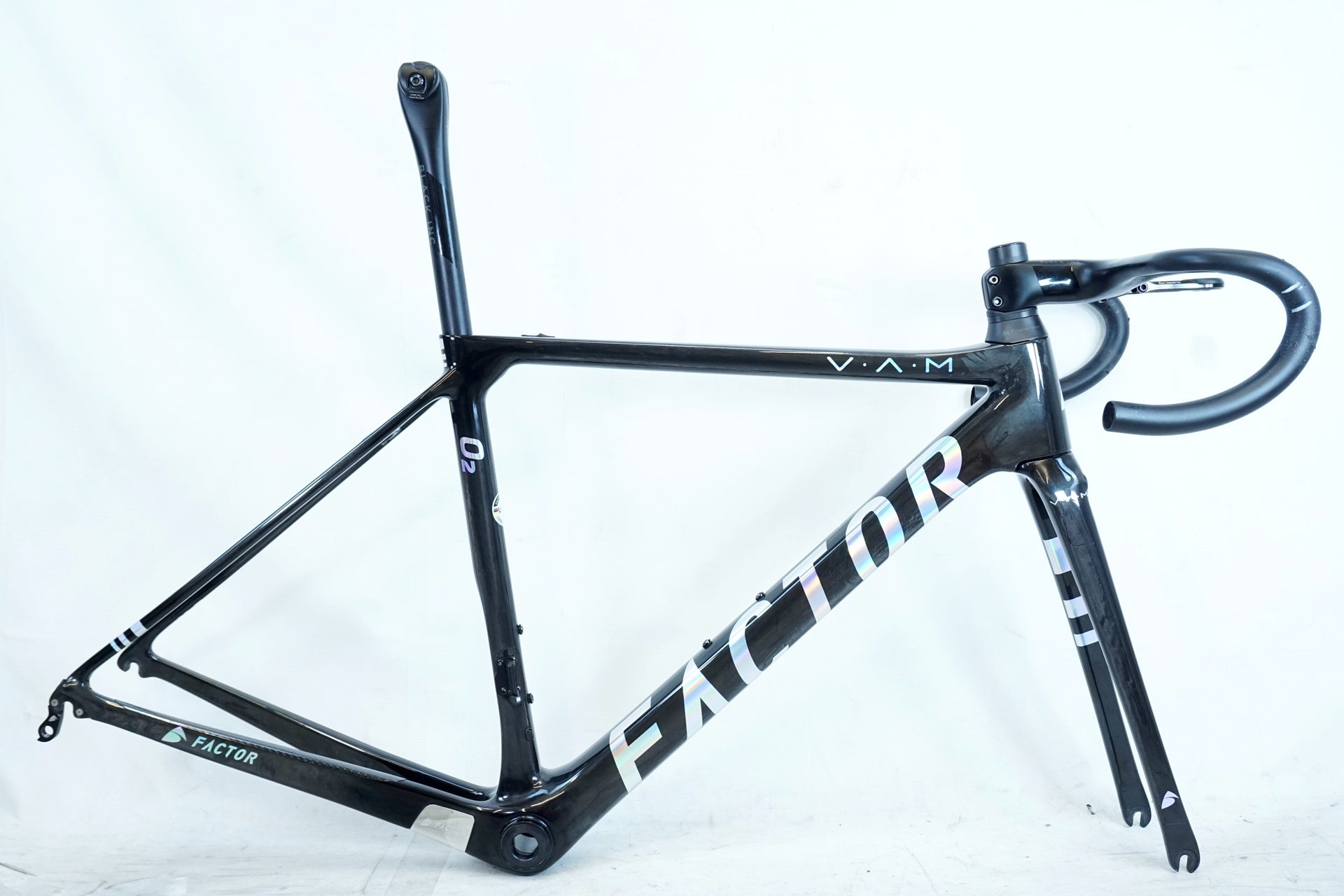 FACTOR 「ファクター」 O2 VAM 2020年モデル フレームセット / 有明