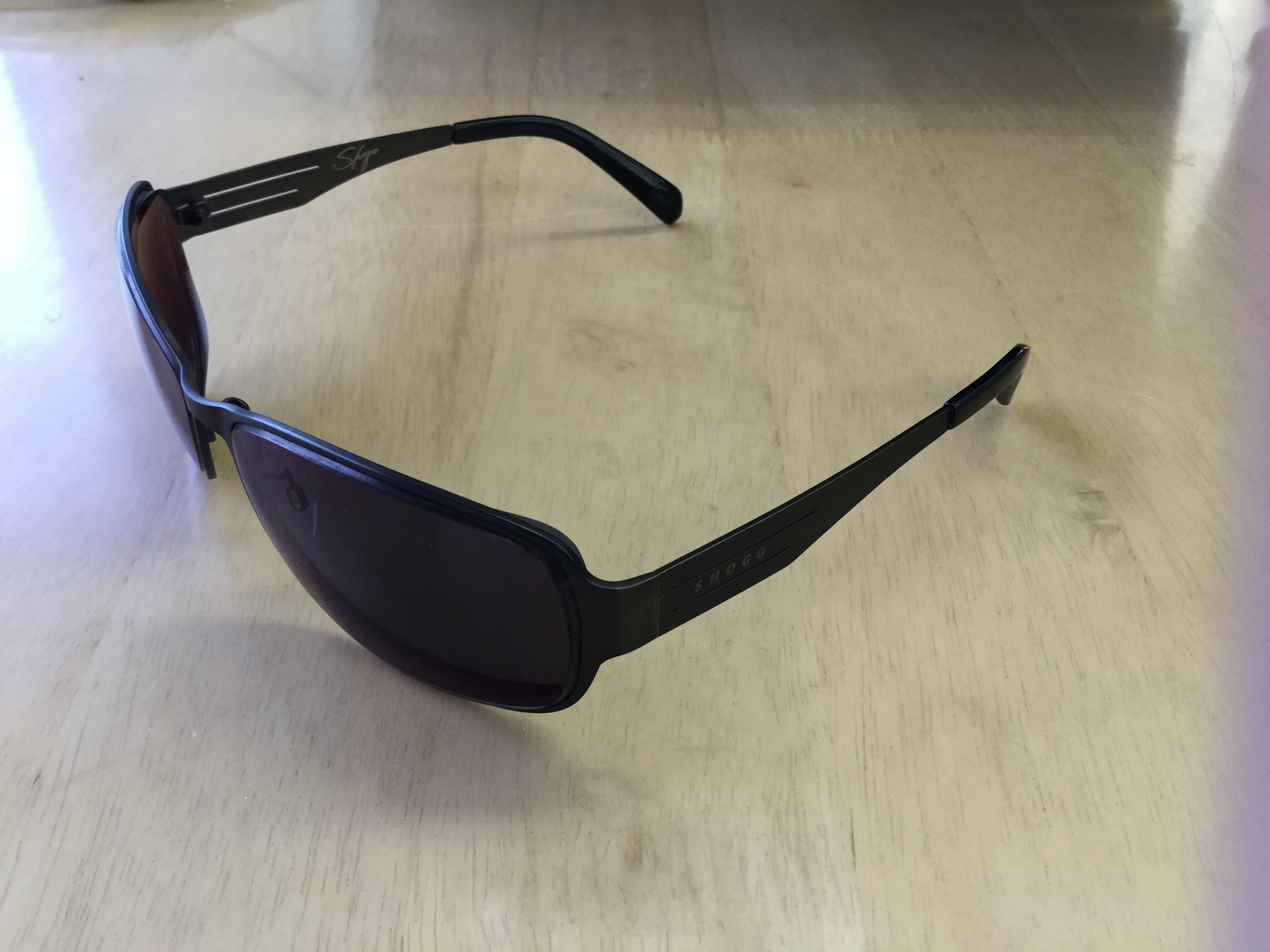 お客様持込の浜田省吾モデルサングラスのご紹介です - メガネの赤松