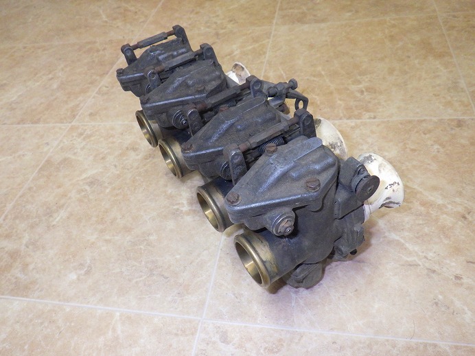 ホンダS800 レース用CRキャブ | 旧車のレストア及びレーシングカー製作