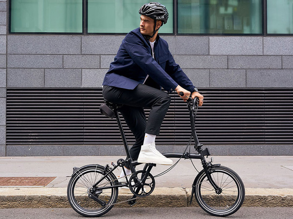 ブロンプトン Pライン チタンモデル 2カラーあるよ！ - サンワ