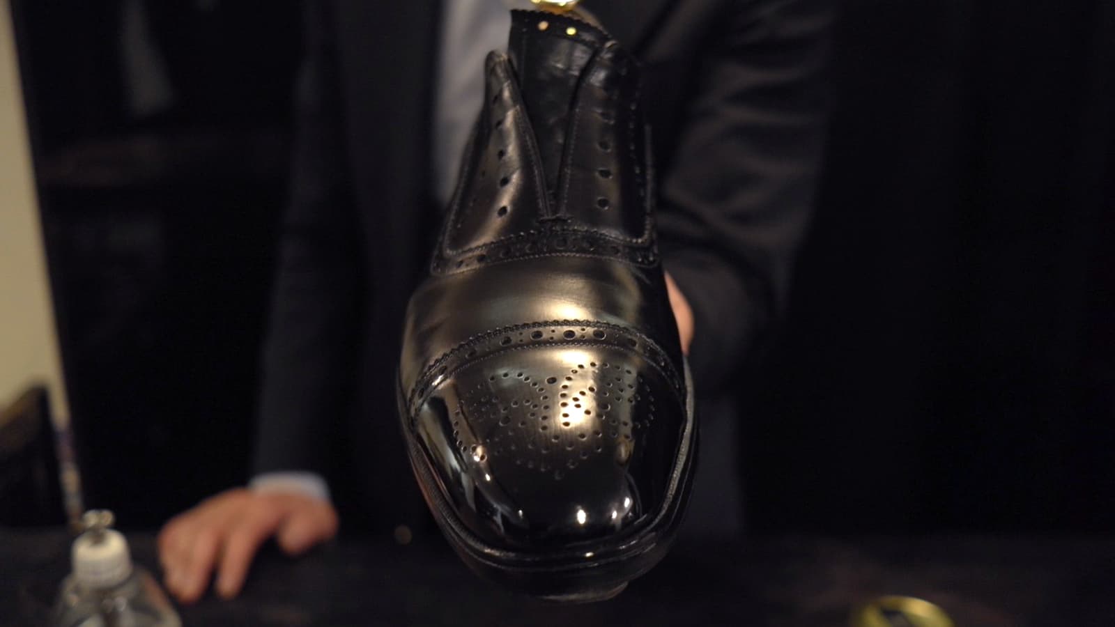 長谷川裕也の熱烈靴磨き道場」其の拾四 – Brift H