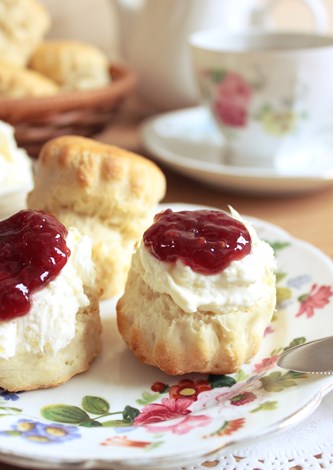 クロテッドクリーム作りに挑戦 – British tea style