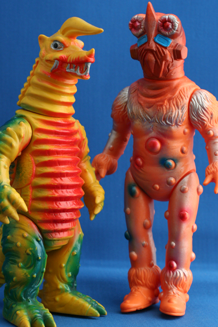 用心棒怪獣ブラックキング、暗殺宇宙人ナックル星人 – 昭和玩具研究+発表