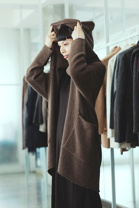 ヨーガンレール パッチワーク風ニットロングコート 赤紫茶系 大きめ