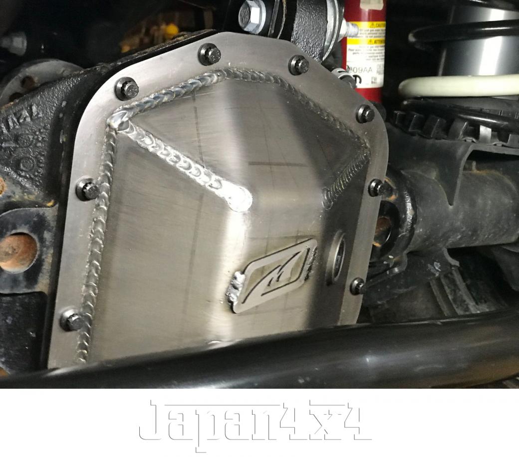 JAPAN4x4 / Motobilt JLラングラー Rubicon フロント デフカバー