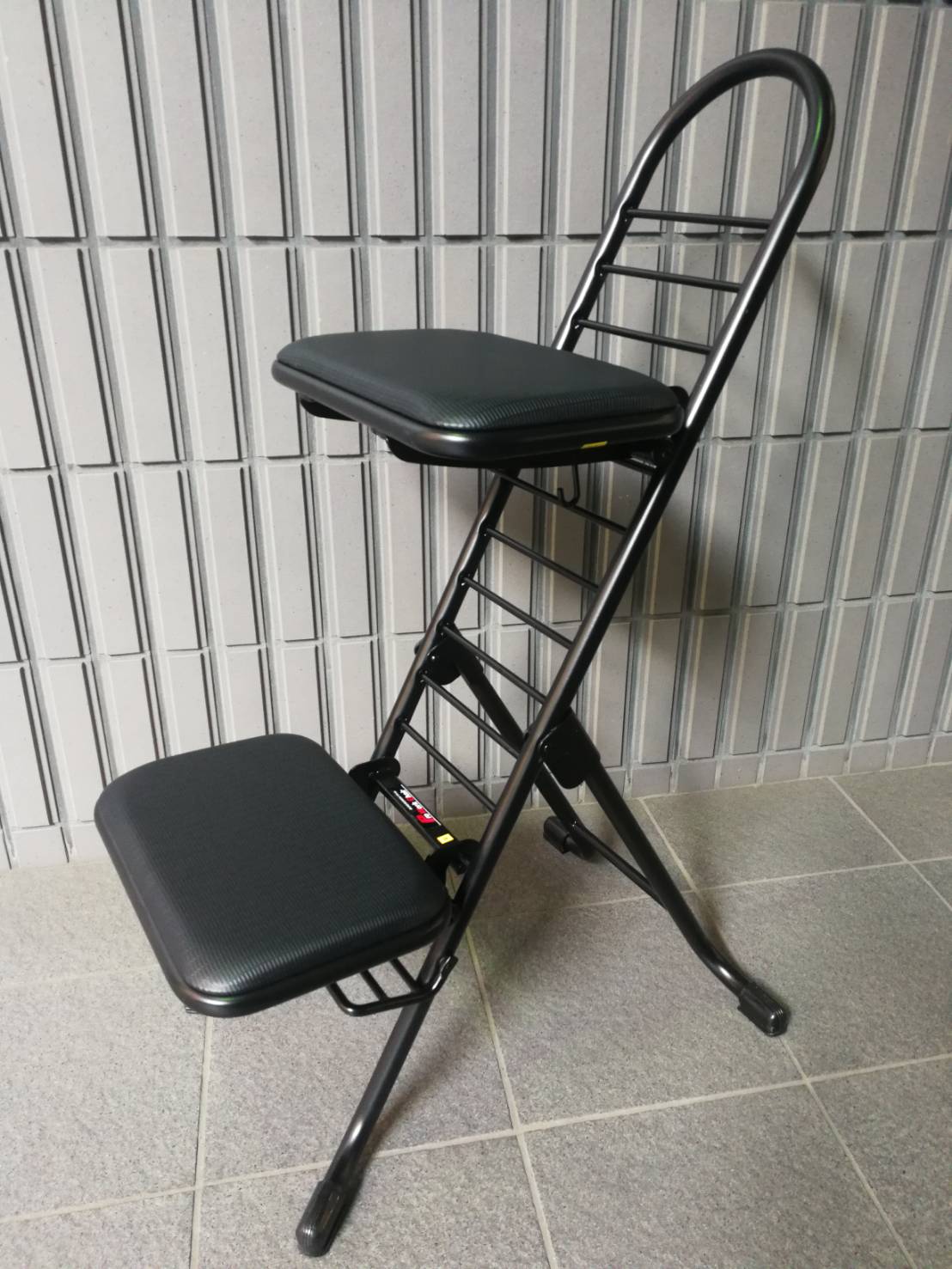 コントラバス/ティンパニ/指揮者用椅子 日本製 株式会社ジャパン