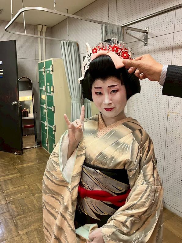 舞踊会のお仕事。 ｜ 北徳