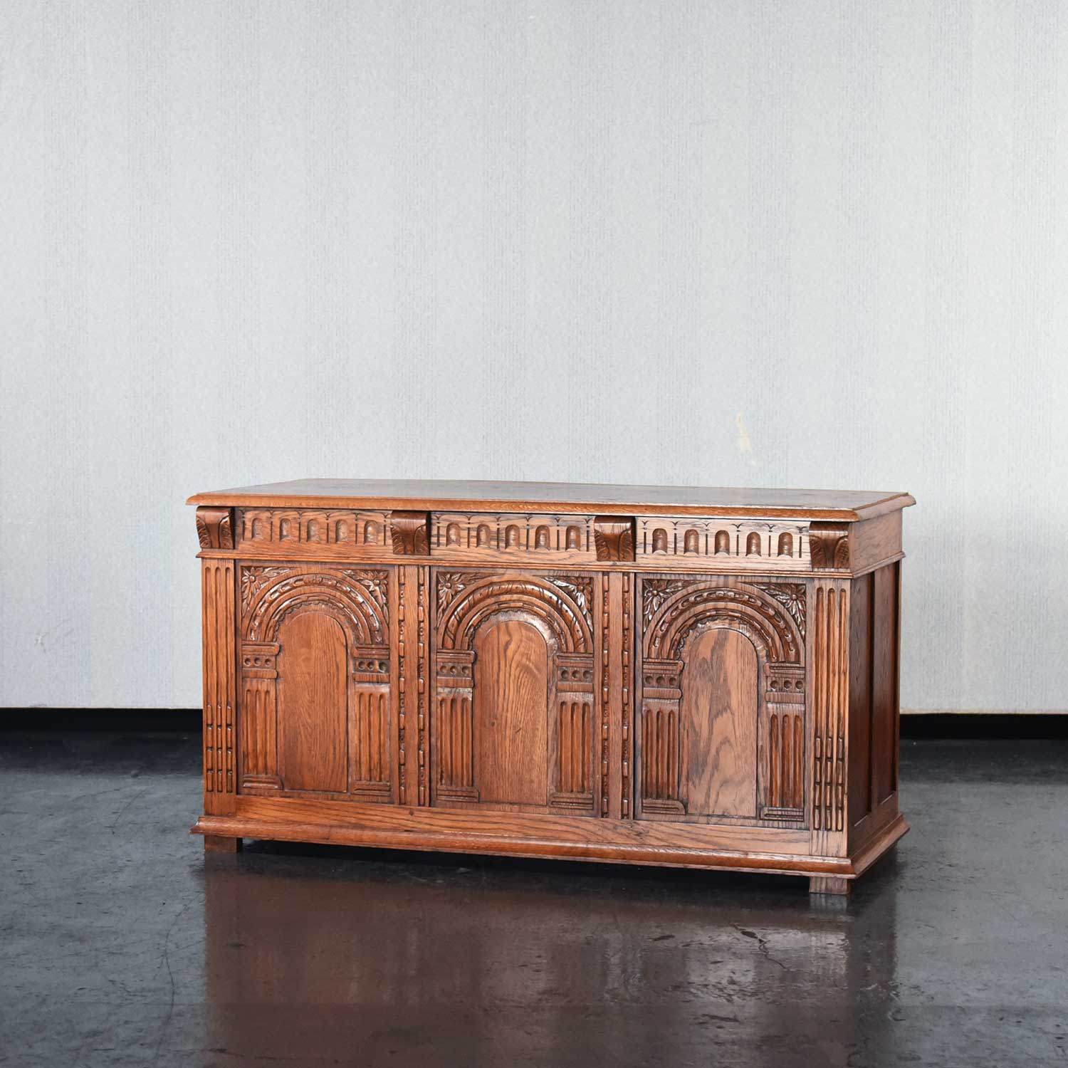 チューダー様式 コファー ブランケットボックス .TR-110C – 神戸