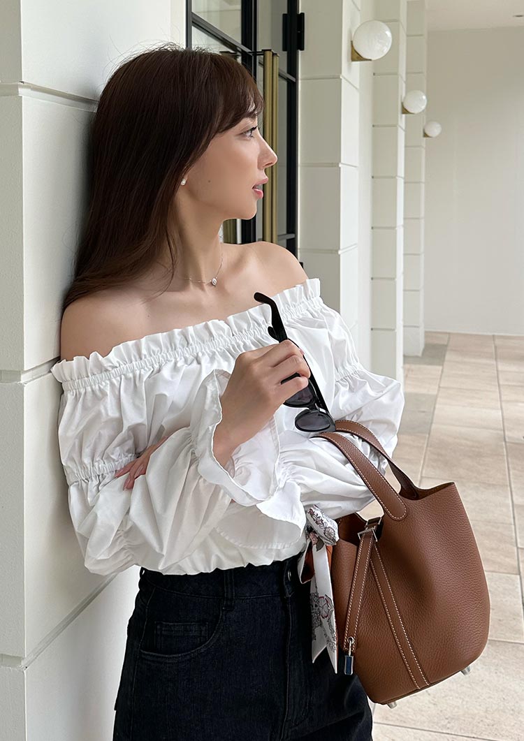 Off shoulder blouse LD031 – LUDICRUM