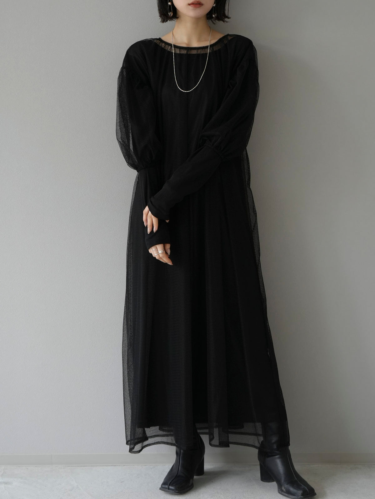 bou-5330292-black-01.jpg?v=