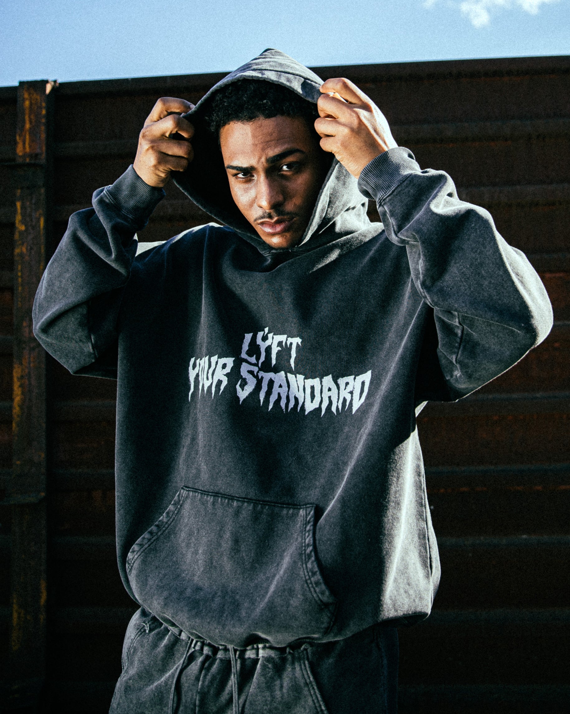 PULLOVER | LÝFT Official Store – 2ページ