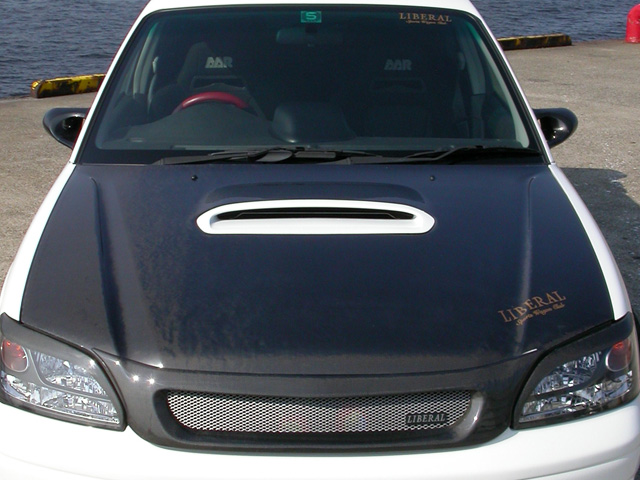 製品情報：カーボンボンネット／エアロ・カーパーツ販売「リベラル