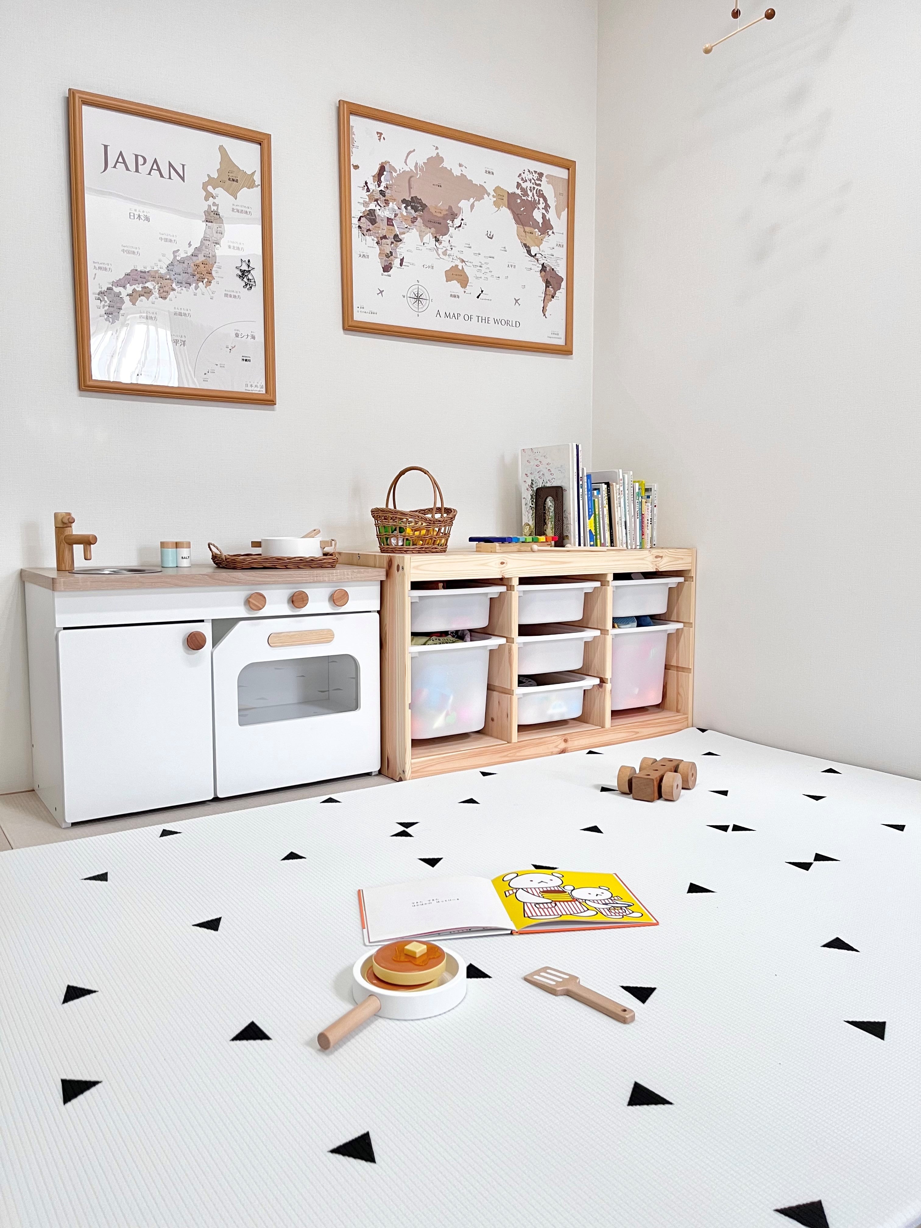 リトルボットベイビープレイマット(OFIE MAT, COUNTRY ROAD + TRIANGLE