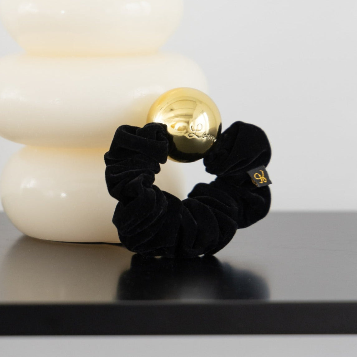 moon -black- – LOEM TOKYO