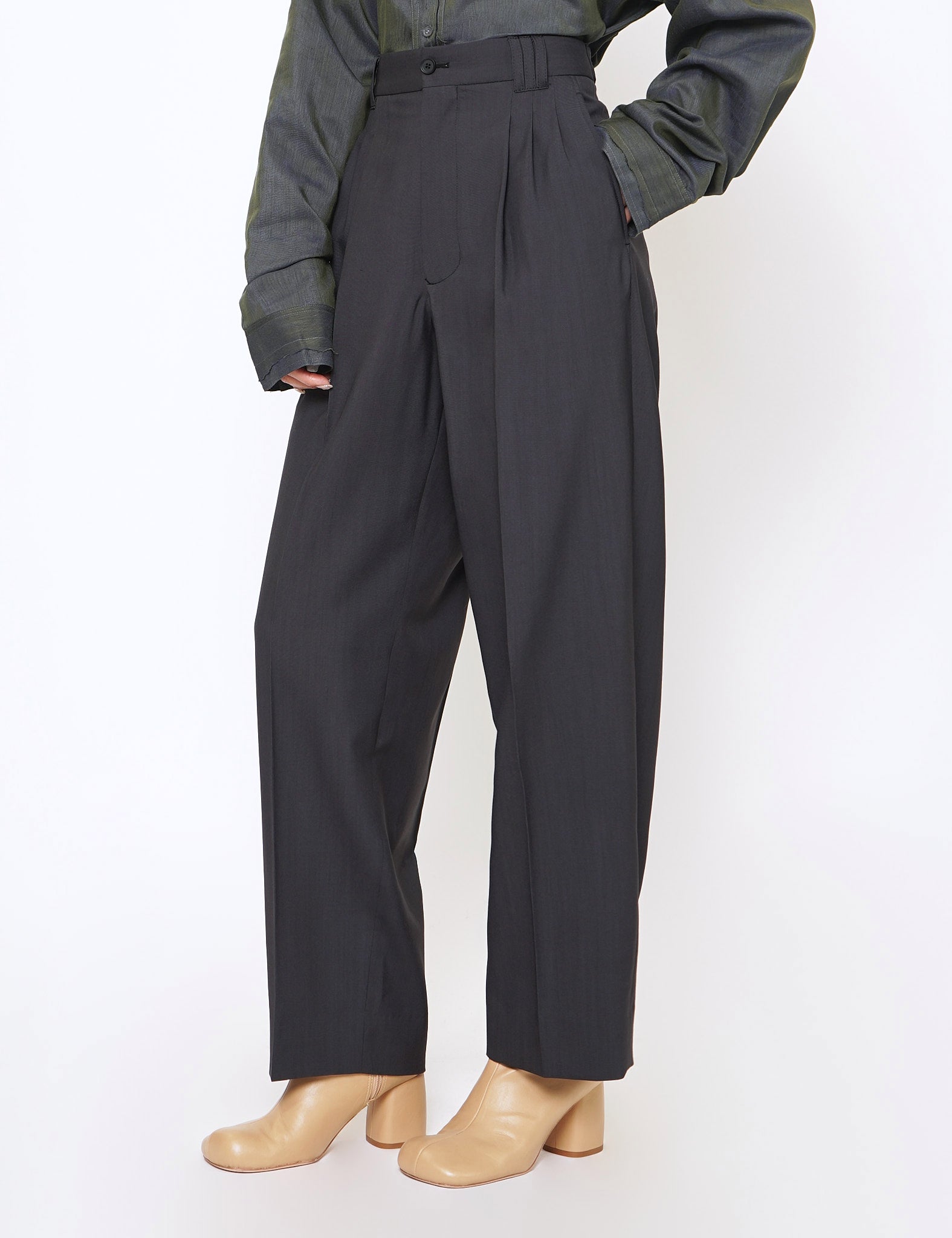 YOKE CHARCOAL 3PLEATED WIDE LEG TROUSERS