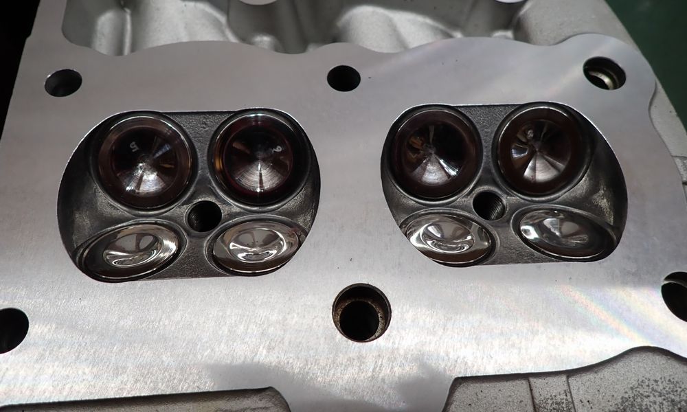 シリンダーヘッドのチューニング - XJR乗りを応援する、バイク親父の