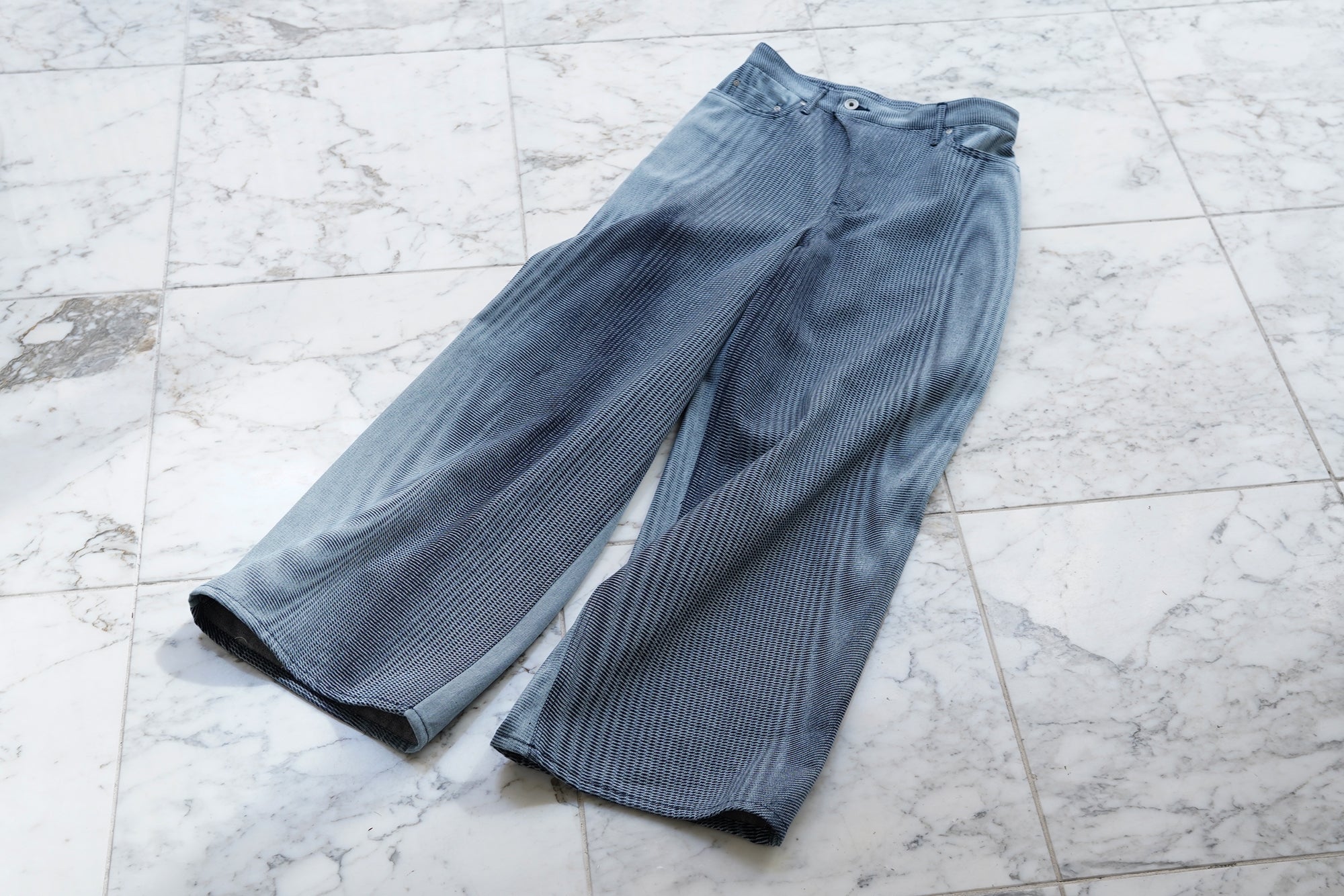 Mirage Bleach Denim / navy – HATRA OFFICIAL