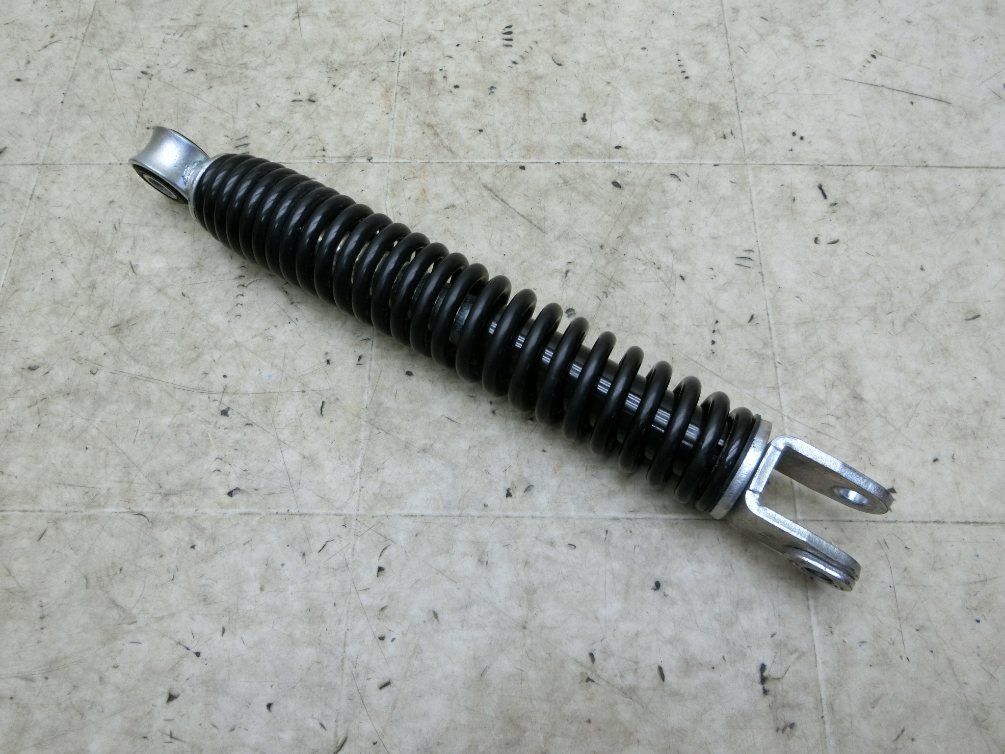 中古バイクパーツ販売専門店アイラブモーターレッツ/ Let's リア