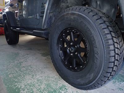JKラングラーのスタッドレスタイヤ交換 | 4WD・四駆カスタム
