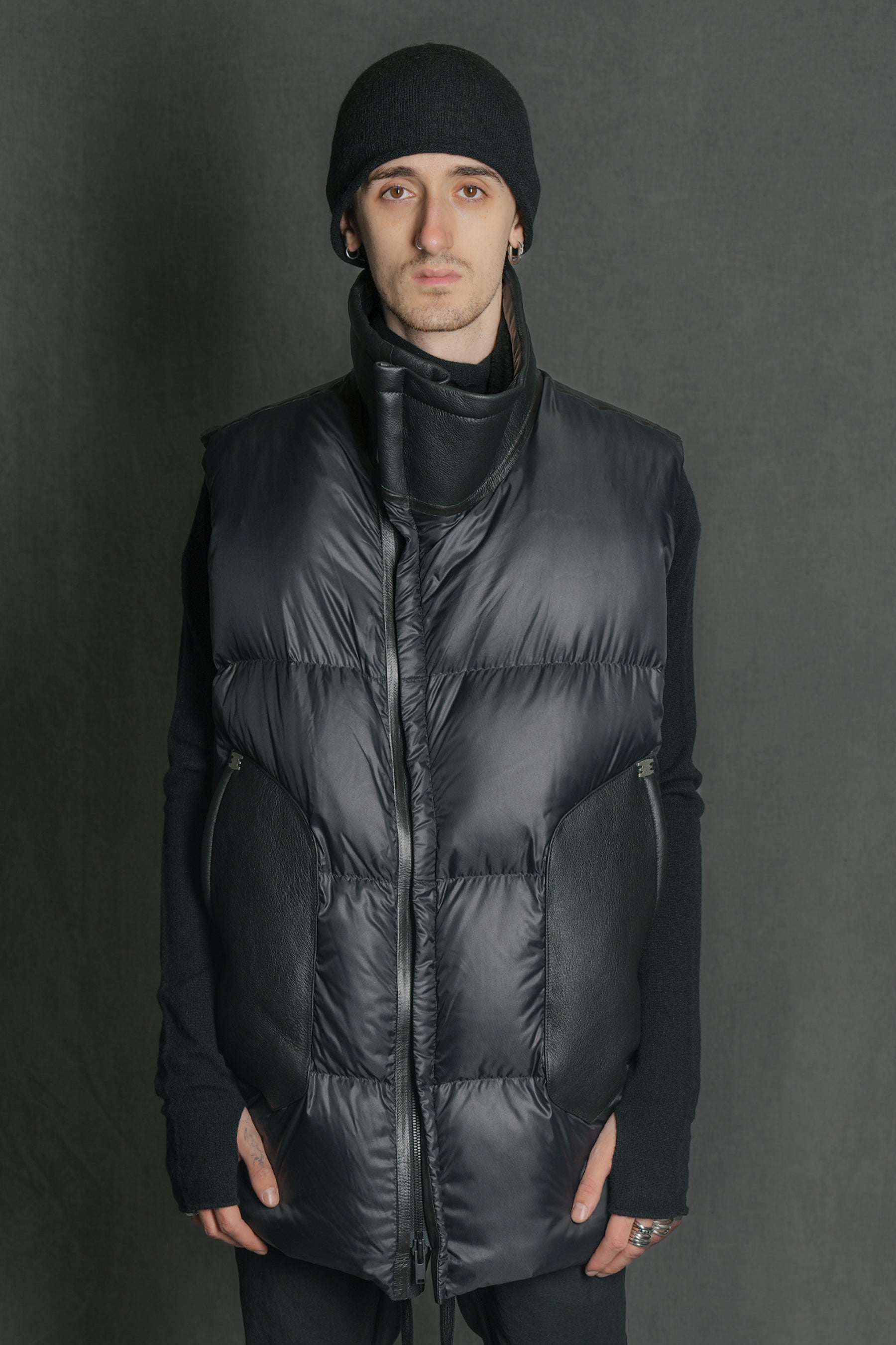 Isaac Sellam Experience - R221 Waxy Black – isaac-sellam-experience-69