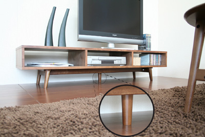 ミッドセンチュリー調ウォールナットのテレビ台、テレビボード、AV