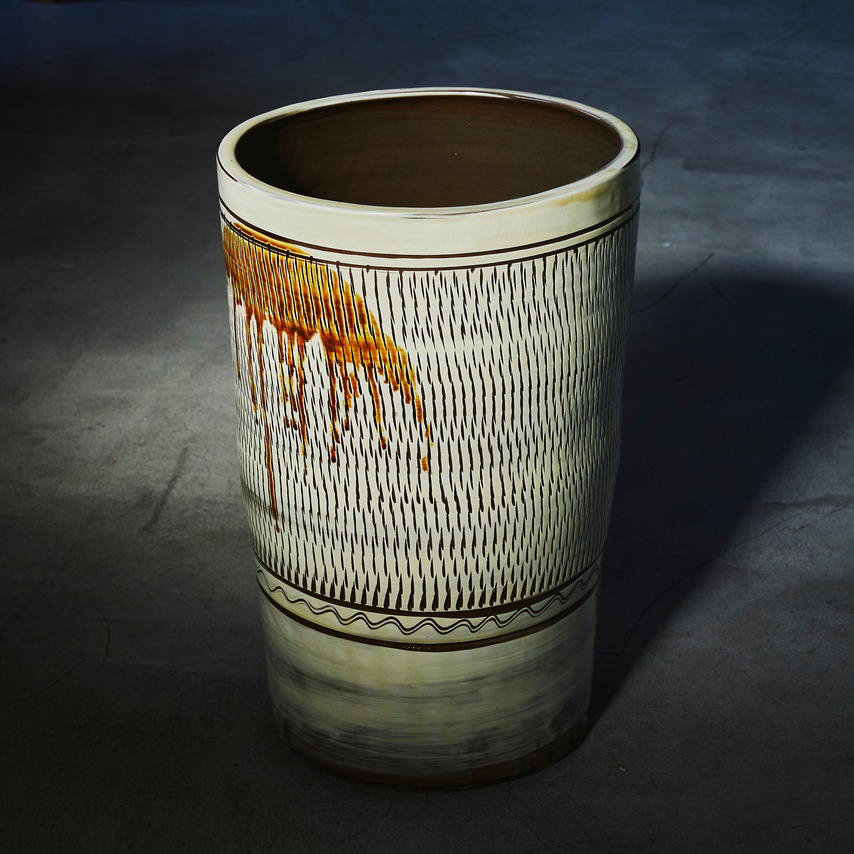 小鹿田焼 坂本拓磨 傘立て 特大【飛び鉋】 – IEGNIM