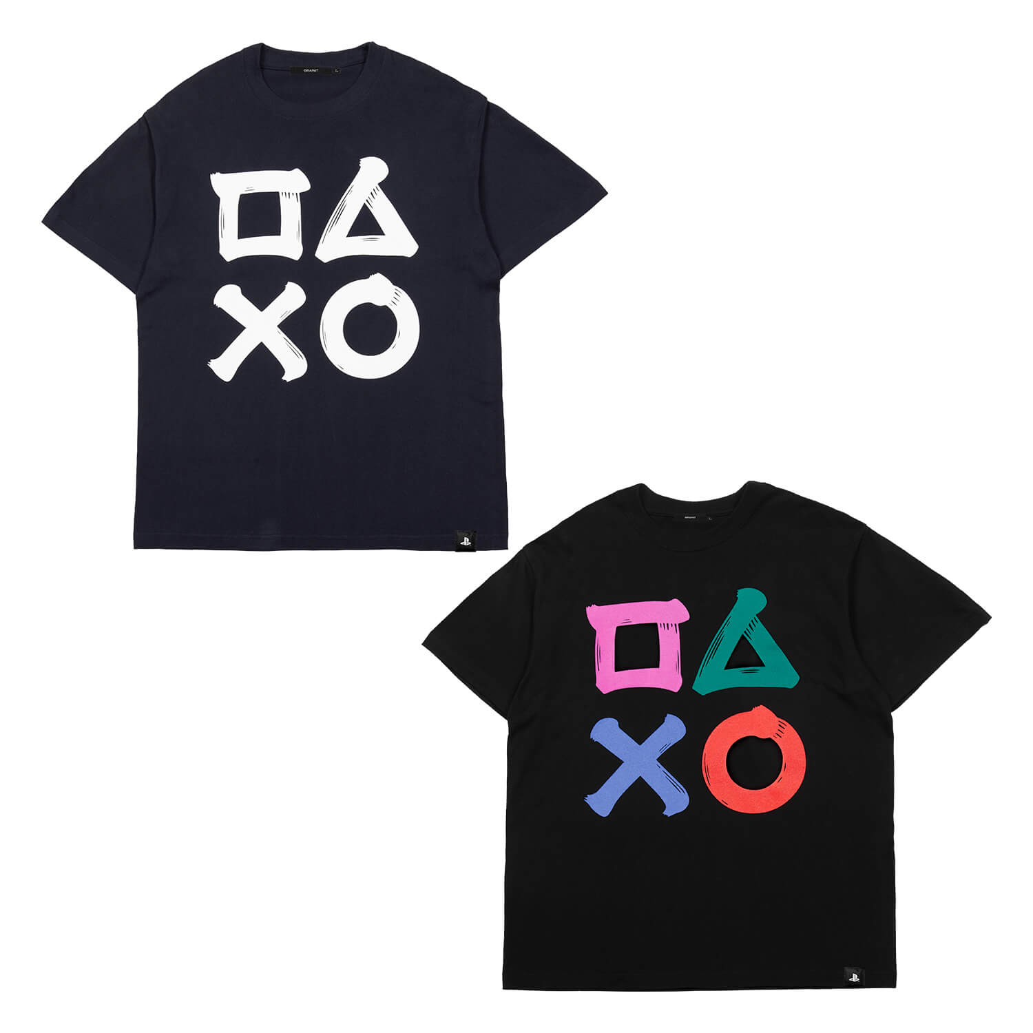 筆文字フロントビッグプリント Tシャツ / PlayStation™ – GRAPHT