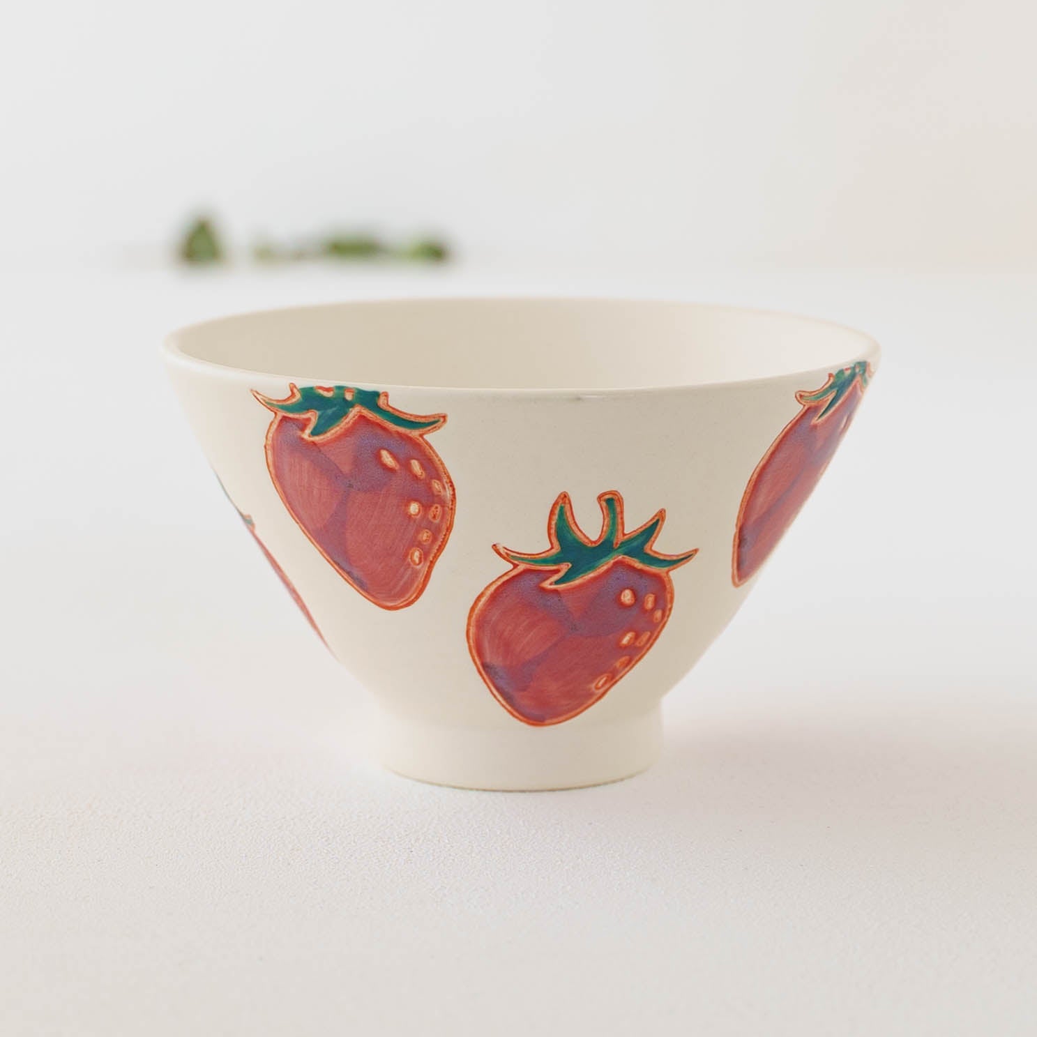 波佐見焼 fruits ごはん茶碗 イチゴ｜和食器通販 四季折折 – 四季折折