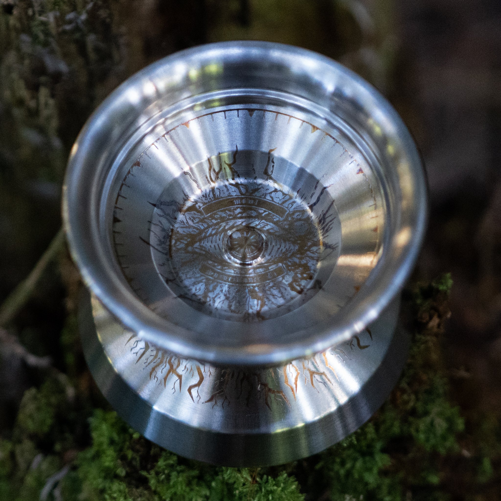 Surveillance Ti / Lightning – mowl