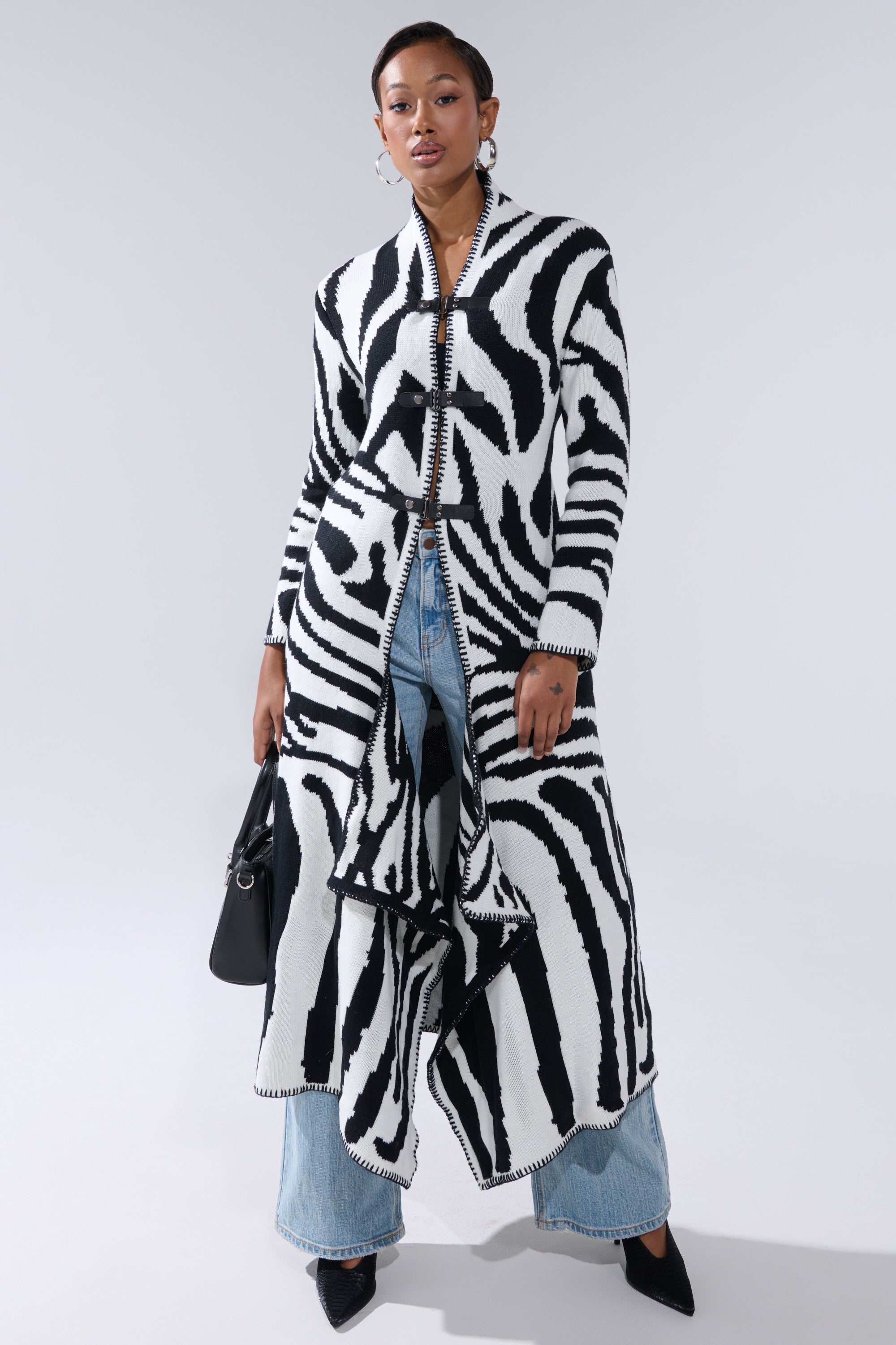 THE RICH BITCH IS HERE LONG CARDIGAN – AKIRA