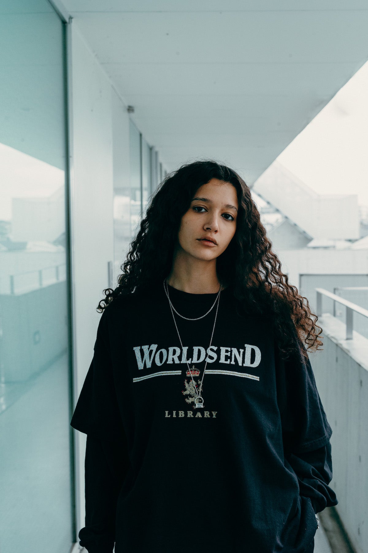 ESSAY 「TS-3 C–LAYERED OVERSIZED LONG T-SHIRTS / WORLDS END」 – SISTER