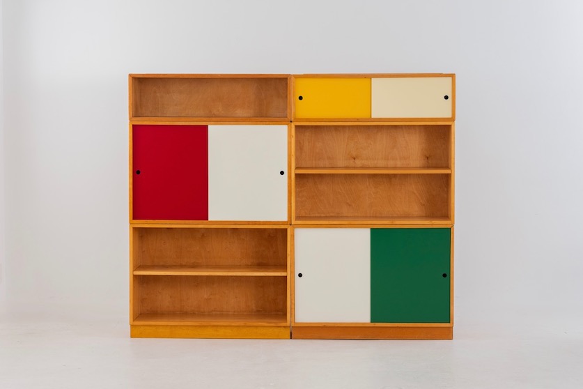 BOOKCASE 400 404 / CUSTOM MADE COLORED SLIDING DOOR | SNORK MODERN