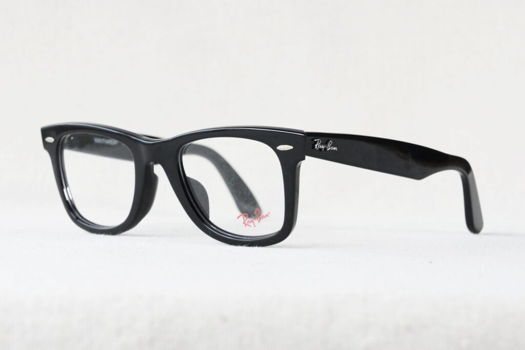 サングラスの定番！レイバンの「ウェイファーラー（RB2140-F）」を徹底