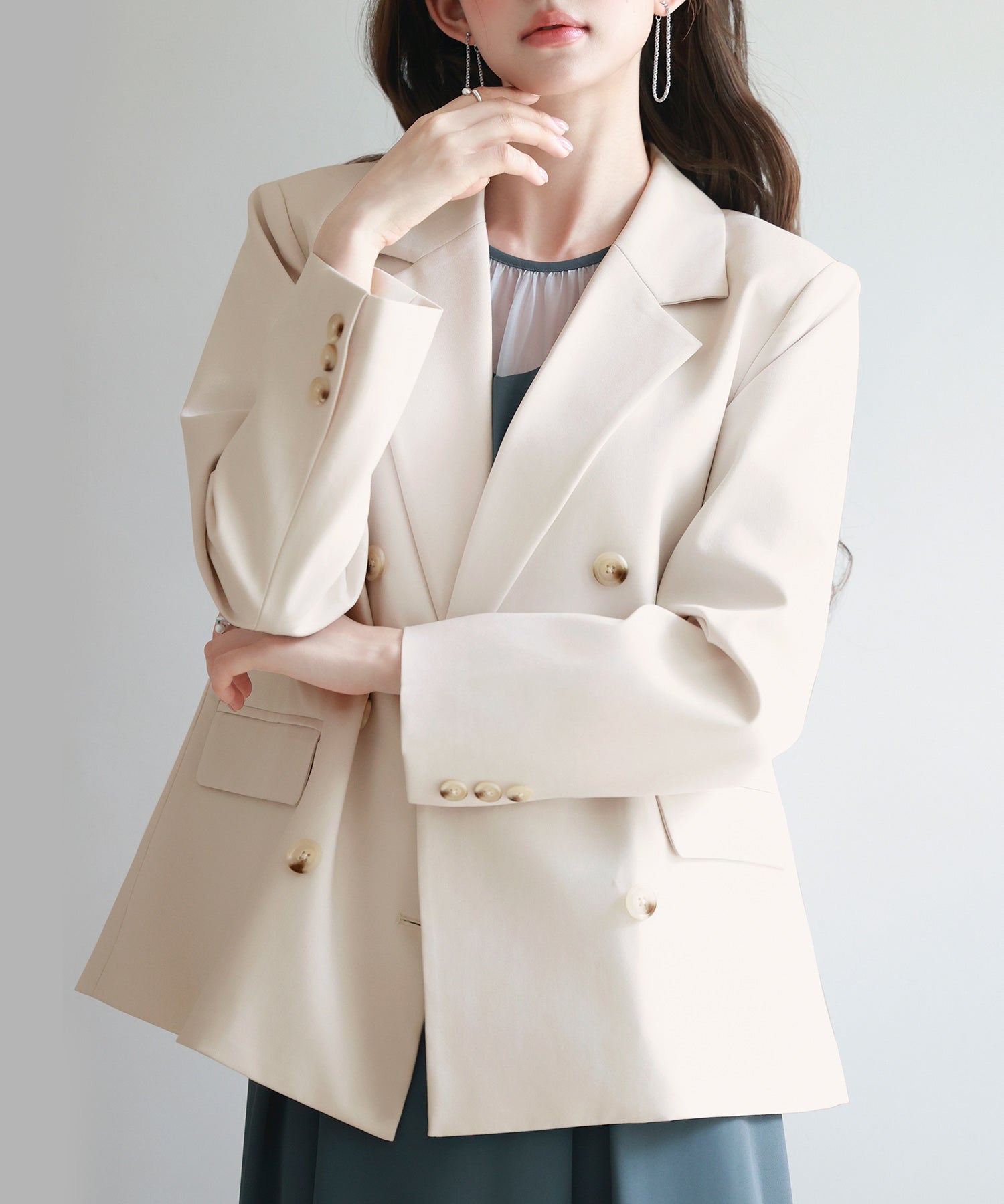 ダブルブレストのテーラードジャケットsdp0256 アイボリー – [公式