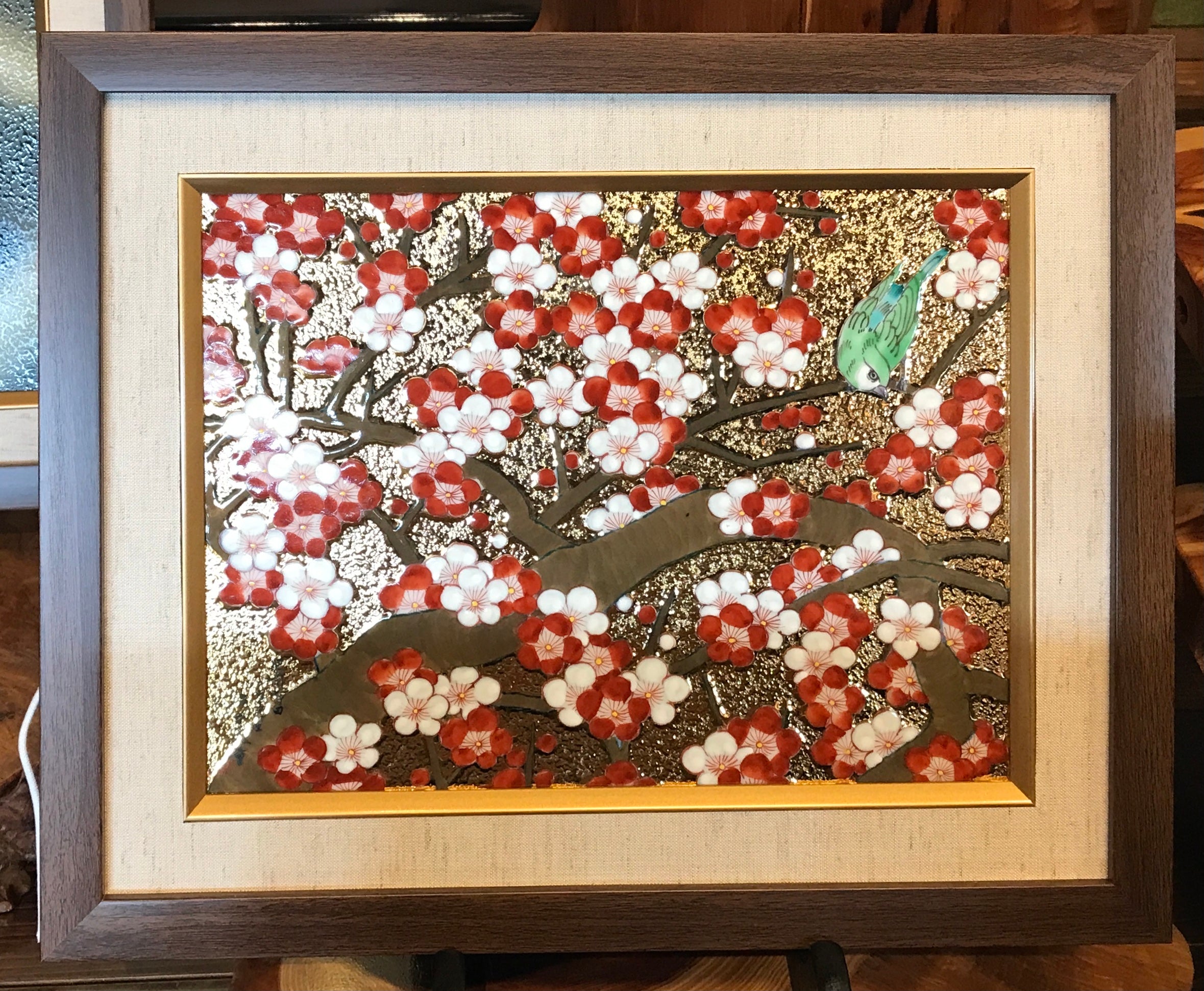 飾り 「ミニ陶額 金彩梅図」 金龍窯 江口天童 有田焼 陶磁器 – Takumi